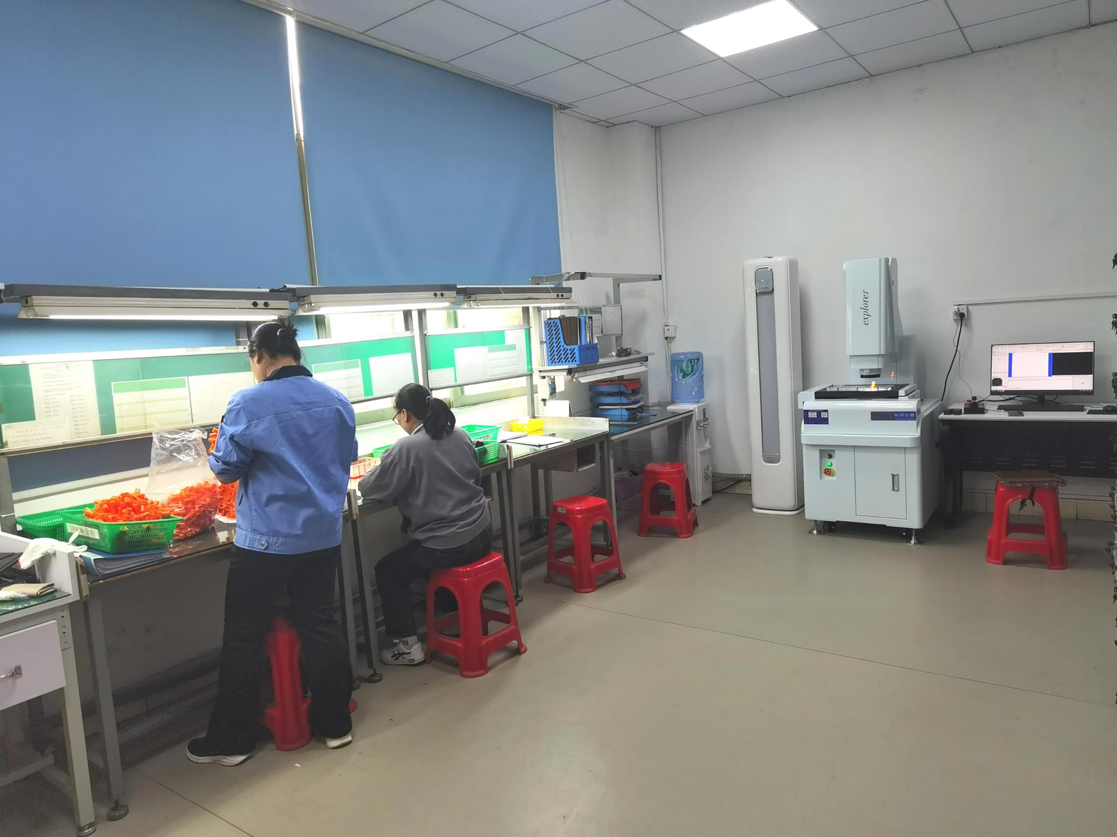Inspection workstations