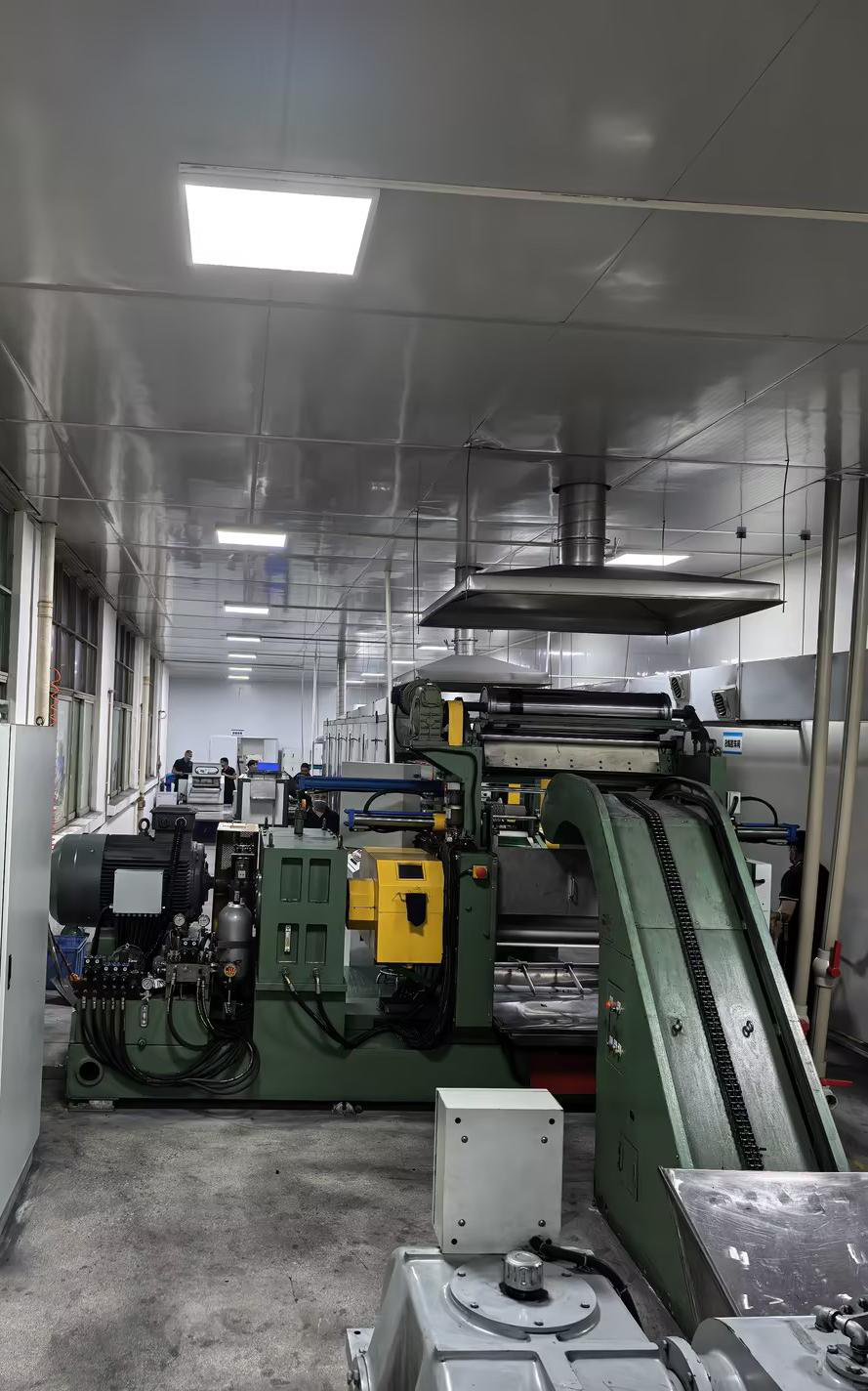 Rubber mixing room — automatic mixing